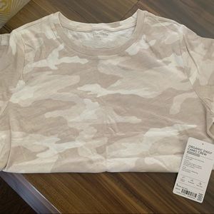 Athleta Organic Daily Camo Crew, Large